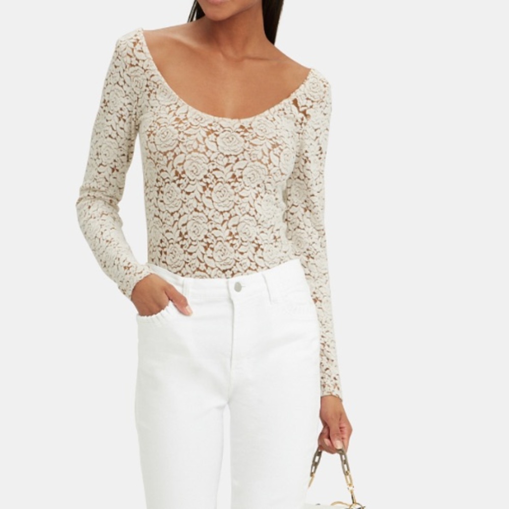 Lace top , short sleeve